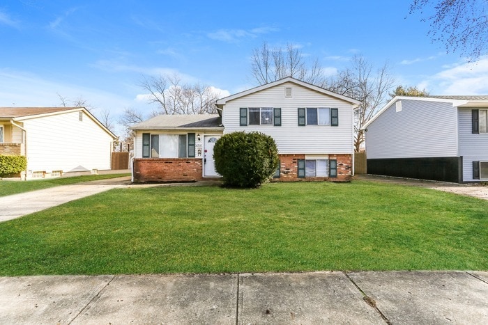 2710 Moundcrest St in Columbus, OH - Building Photo