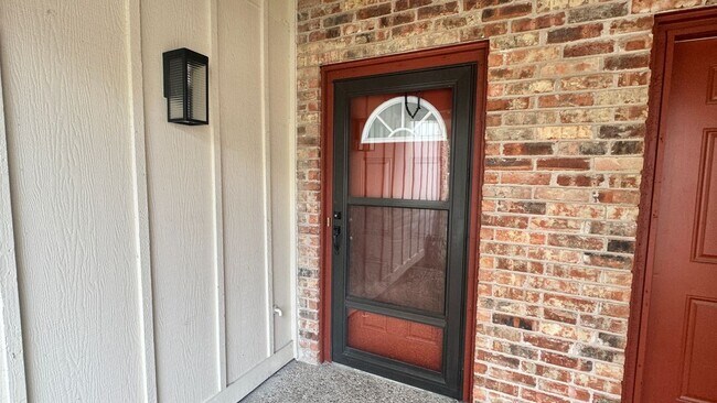 8903 Trone Cir in Austin, TX - Building Photo - Building Photo
