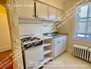 1300 Illinois Ave in Dormont, PA - Building Photo - Building Photo