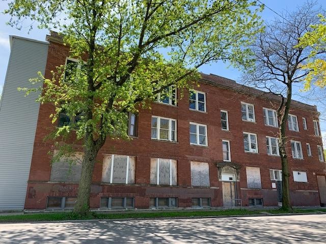 5001 S Throop St in Chicago, IL - Building Photo