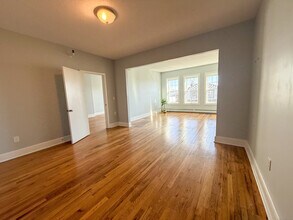 205 Bank St in New London, CT - Building Photo - Building Photo