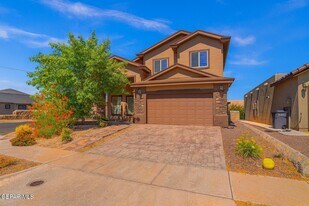 3151 Red Orchard Dr in El Paso, TX - Building Photo