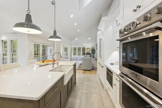 62 Beach Ln in Westhampton Beach, NY - Building Photo - Building Photo
