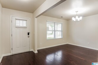 501 Chesser Reserve Way in Chelsea, AL - Foto de edificio - Building Photo