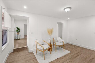 2508 SW 10th St in Miami, FL - Building Photo - Building Photo