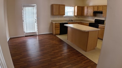 6 Gr-Pd-51 in Greer, SC - Building Photo - Building Photo