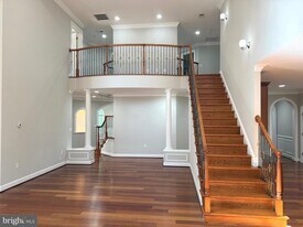 6529 Fairlawn Dr in McLean, VA - Building Photo