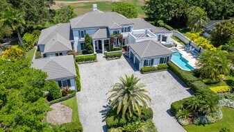 11663 Maidstone Dr in Wellington, FL - Building Photo