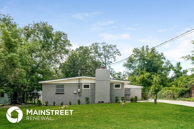 property at 10410 Wooster Dr