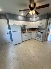 615-617 10th Ave SW in Valley City, ND - Building Photo - Building Photo