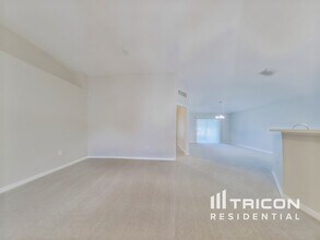 8768 Merseyside Ct in Jacksonville, FL - Building Photo - Building Photo
