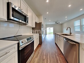 359 Onate Cir in St. Augustine, FL - Foto de edificio - Building Photo
