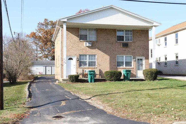 418 Glenwood Rd, Unit 418 Glenwood