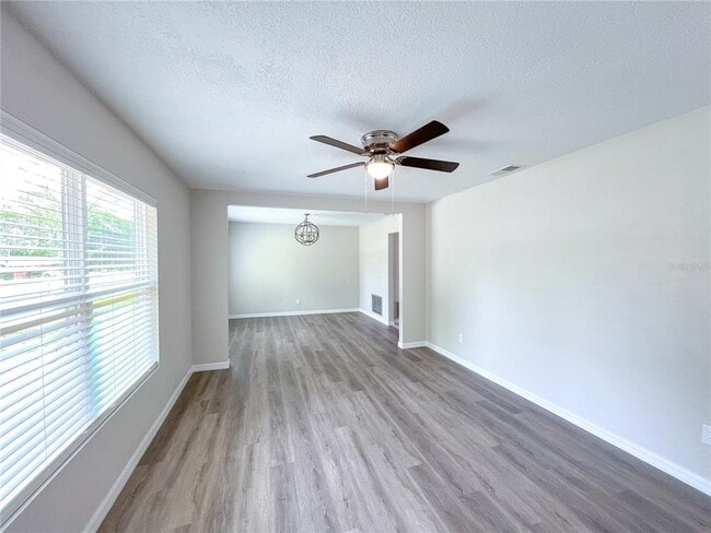 4905 NE 3rd Pl in Gainesville, FL - Building Photo - Building Photo