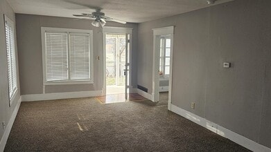 1204 N Cleveland in Wichita, KS - Building Photo - Building Photo