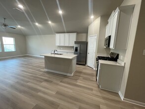 15423 Jake Xing in San Antonio, TX - Building Photo - Building Photo