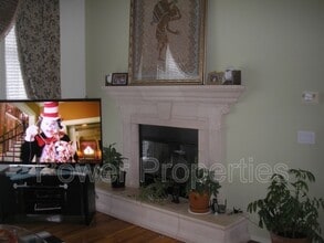 138 Discovery Ridge Blvd SW in Calgary, AB - Building Photo - Building Photo