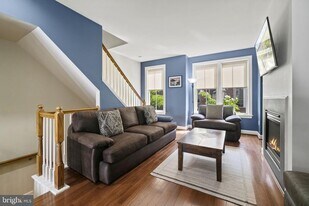 2509 S Kenmore Ct in Arlington, VA - Building Photo