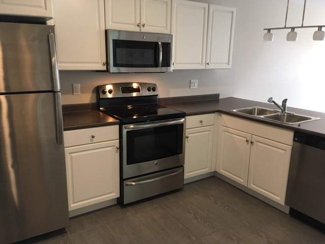 7 Murphy Avenue in Moncton, NB - Building Photo - Building Photo