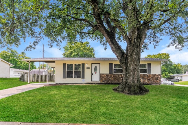 property at 1080 N Park Ln