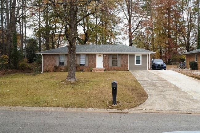 679 Winchester Ln in Norcross, GA - Building Photo - Building Photo