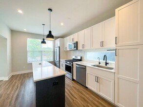 20 Central Greens Blvd in Indianapolis, IN - Building Photo - Building Photo