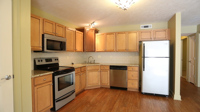 Abbotsgate Lofts in Powell, OH - Building Photo - Interior Photo