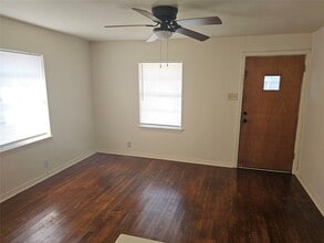 5322 Pine Ave in Pasadena, TX - Building Photo - Building Photo