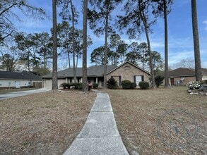 518 Wellington Way in Hinesville, GA - Building Photo - Building Photo