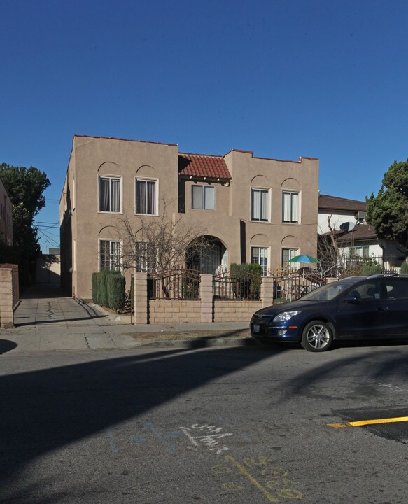 1165-1167 N Edgemont St in Los Angeles, CA - Building Photo