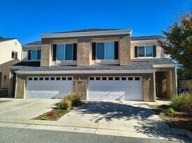 1377 Browning St in Redding, CA - Building Photo