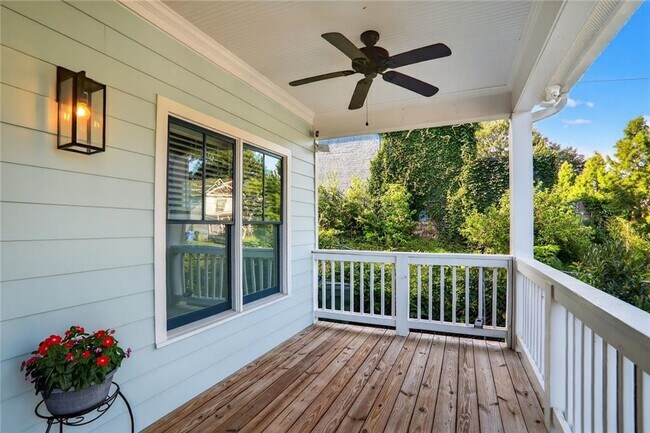 1170 Moton Ave SW in Atlanta, GA - Building Photo - Building Photo