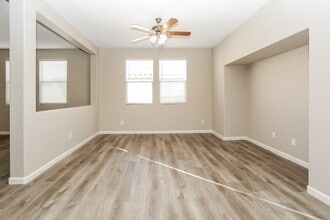 3604 N Porch Swings Way in Las Vegas, NV - Building Photo - Building Photo