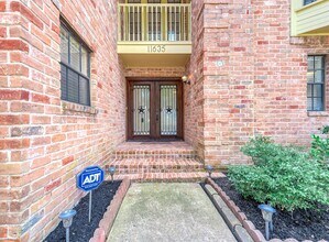 11635 Snowmass Dr in Houston, TX - Building Photo - Building Photo