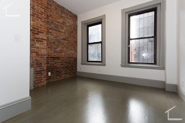 11 Belvidere St, Unit 7 in Boston, MA - Foto de edificio - Building Photo