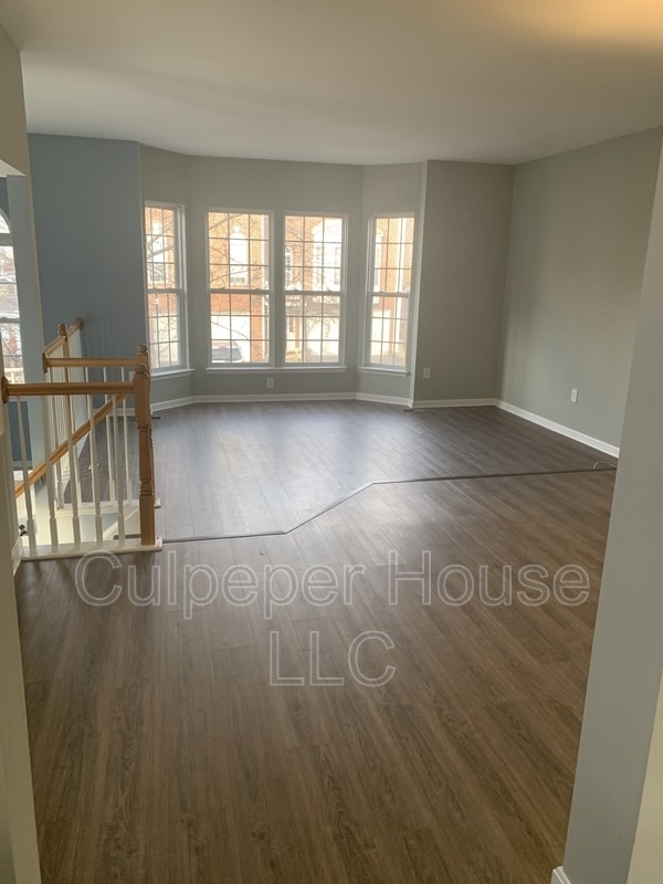 43771 Maison Blanc Square in Ashburn, VA - Building Photo - Building Photo