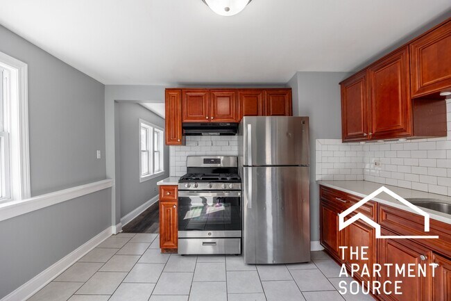 2014 W 22nd Pl, Unit 2 in Chicago, IL - Foto de edificio - Building Photo