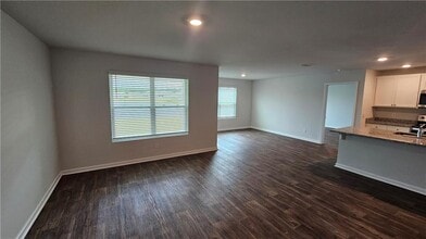 511 Autumns Wood Cir W in Brunswick, GA - Building Photo - Building Photo