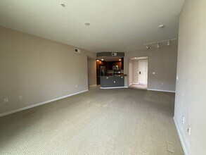 600 S Abel St in Milpitas, CA - Building Photo - Building Photo