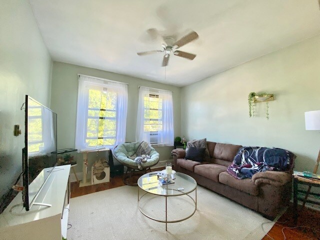 316 Summit Ave, Unit 10