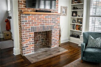 28 Warren St NE in Atlanta, GA - Building Photo - Building Photo