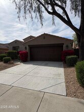 8182 E Sierra Pinta Dr in Scottsdale, AZ - Building Photo - Building Photo