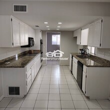 1724 E Hope St in Mesa, AZ - Building Photo - Building Photo