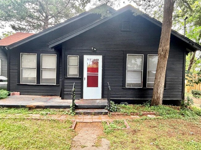property at 1203 Leona St