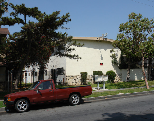 1224 Pacific Ave in Santa Ana, CA - Building Photo - Building Photo