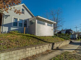 115 N Porter St in Michigan City, IN - Building Photo