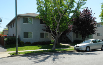 1632 Ontario Dr in Sunnyvale, CA - Building Photo - Building Photo