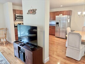 82 Bayview Rd in East Lyme, CT - Building Photo - Building Photo