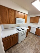 2846 Vintage Ave SE in Salem, OR - Building Photo - Building Photo