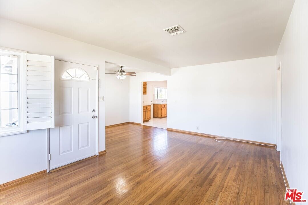 12438 Woodgreen St in Los Angeles, CA - Building Photo
